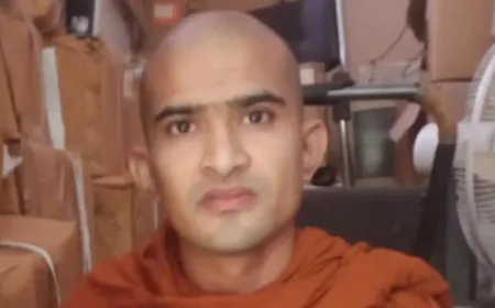 बैंकॉक जाने के दौरान गया एयरपोर्ट पर बांग्लादेशी युवक हिरासत में, बौद्ध भिक्षु बनकर , 8 वर्षों से बोधगया में रह रहा था