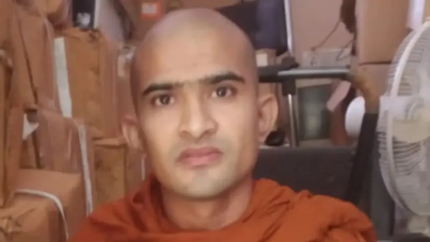 बैंकॉक जाने के दौरान गया एयरपोर्ट पर बांग्लादेशी युवक हिरासत में, बौद्ध भिक्षु बनकर , 8 वर्षों से बोधगया में रह रहा था