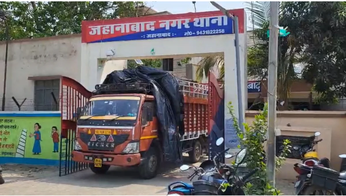 जहानाबाद में अंग्रेजी शराब की बड़ी खेप जब्त, ट्रक से 149 कार्टून बरामद