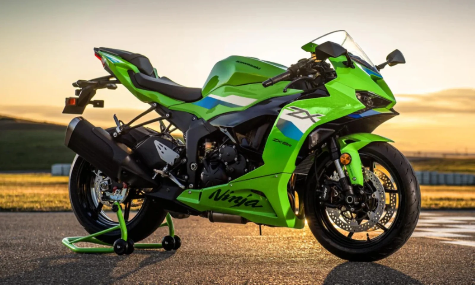 1 सितंबर को लॉन्च हुई 2026 Kawasaki ZX-6R हाइ क्वालिटी फीचर्स के साथ मिलेगी दमदार रेंज