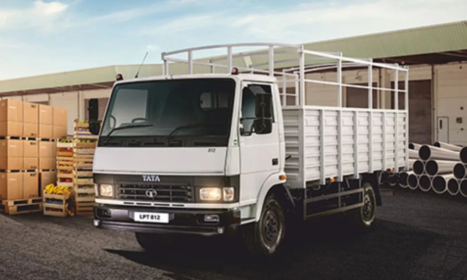 Tata Motors ने लॉन्च किया LPT 812 ट्रक जानें भारत के पहले 5-टन क्षमता वाले ट्रक के फीचर्स