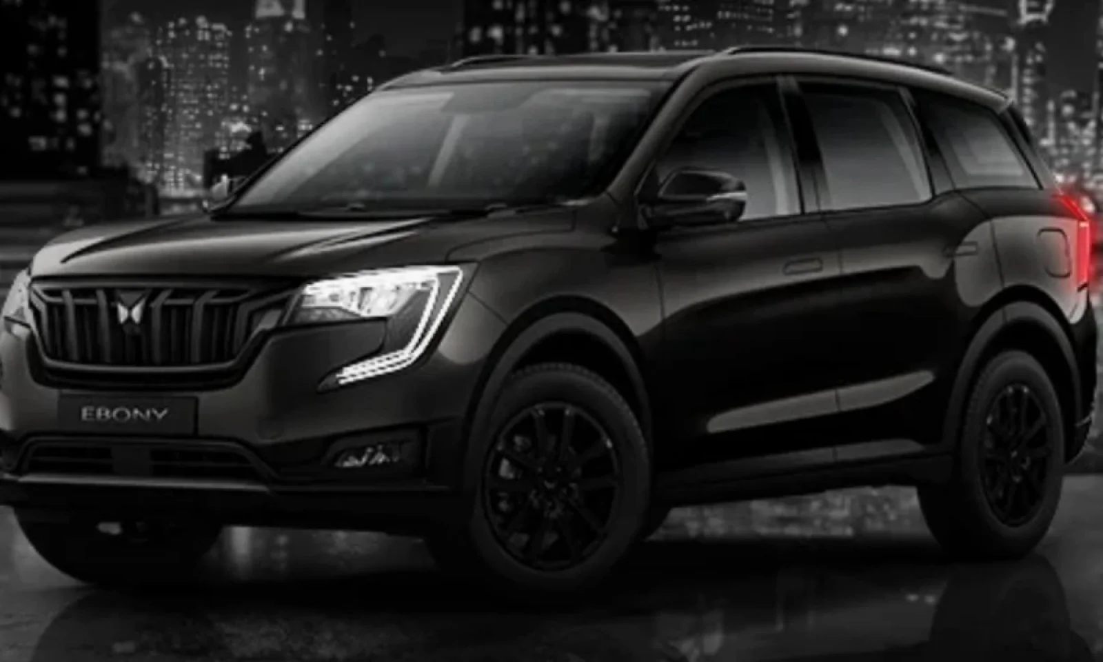 महिंद्रा XUV700 की प्राइस में GST के वजह से हुई कटौती ग्राहकों में खुशी की लहर जाने कीमत