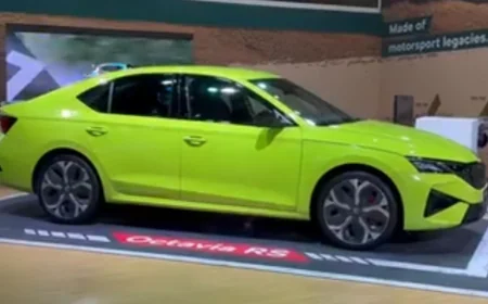 स्कोडा ऑक्टेविया आरएस 2025 जल्द आयेगी भारत में लॉन्च डेट आई सामने , जानें डिटेल्स